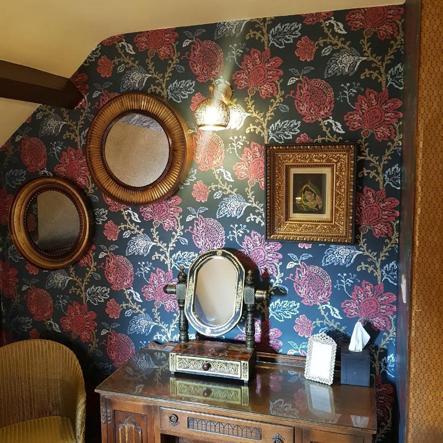 Victoria House Hotel Чърч Стретън Екстериор снимка