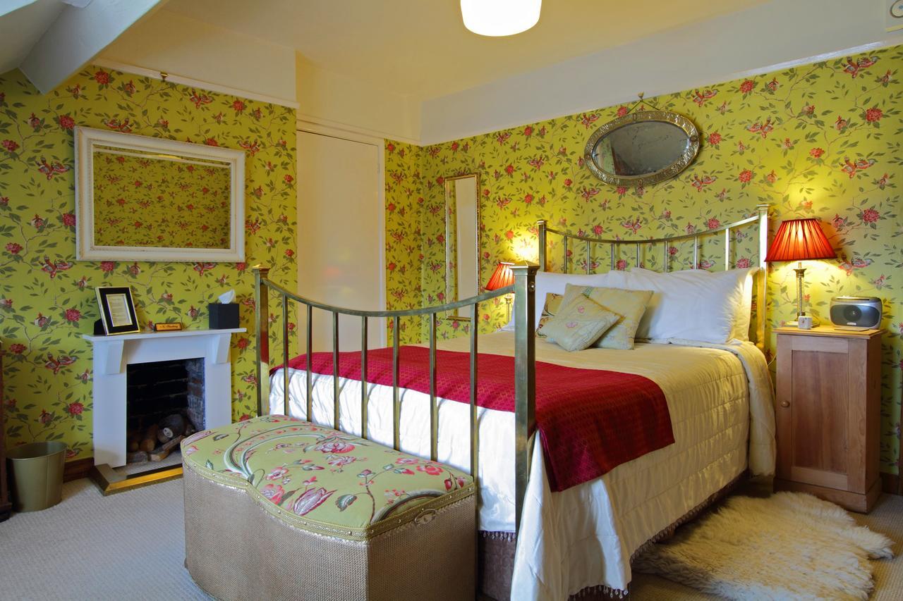 Victoria House Hotel Чърч Стретън Екстериор снимка